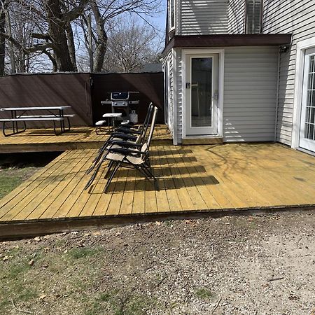 Cozy Home Lake Huron With Loft 2 Bedroom 1 Bathroom Au Gres Bagian luar foto