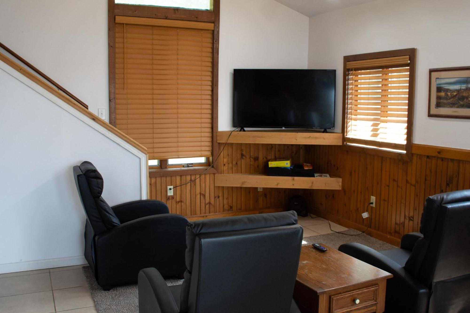 Cozy Home Lake Huron With Loft 2 Bedroom 1 Bathroom Au Gres Ruang foto